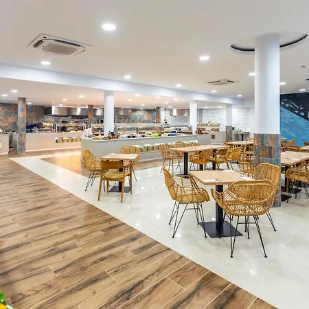 Hotel Bakour Lanzarote Splash 4*