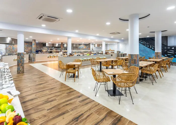 Hotel Bakour Lanzarote Splash 4*